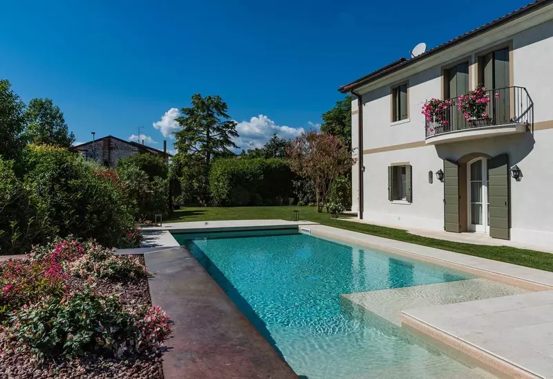 obrzeże basenu.webp